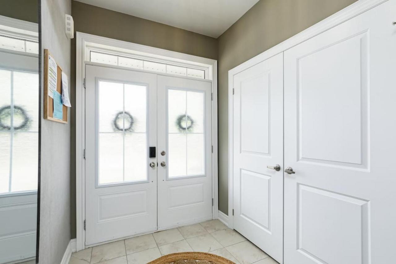 Exceptional 3 Bdrm Townhome - 4 Seasons Rental Collingwood Exterior photo